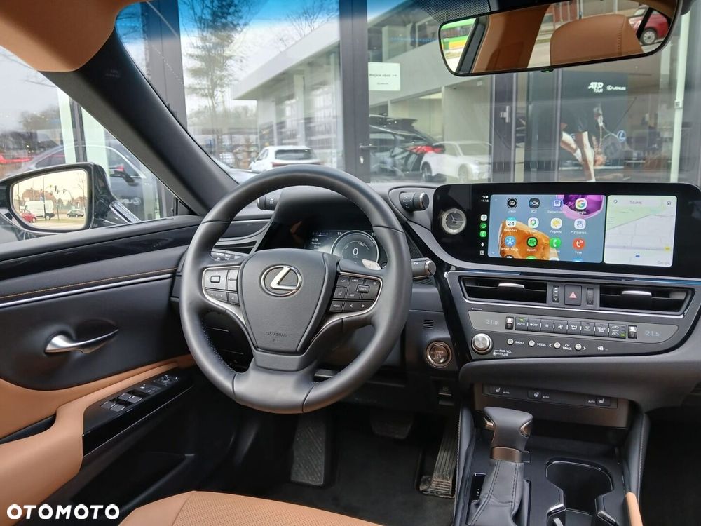 Lexus ES 300h Business Edition - 5