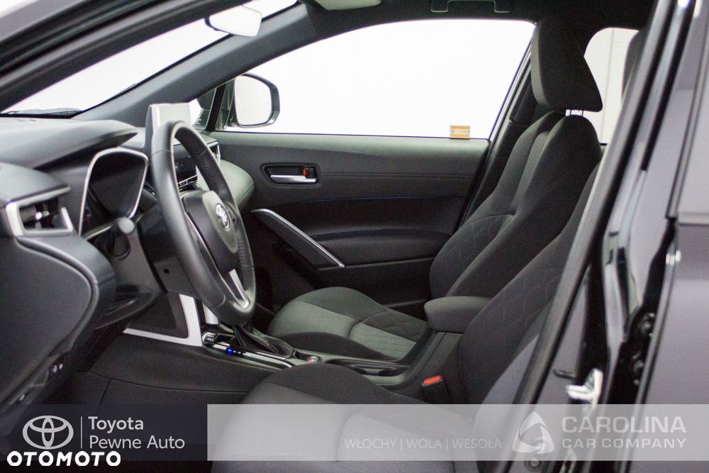 Toyota Corolla Cross - 12