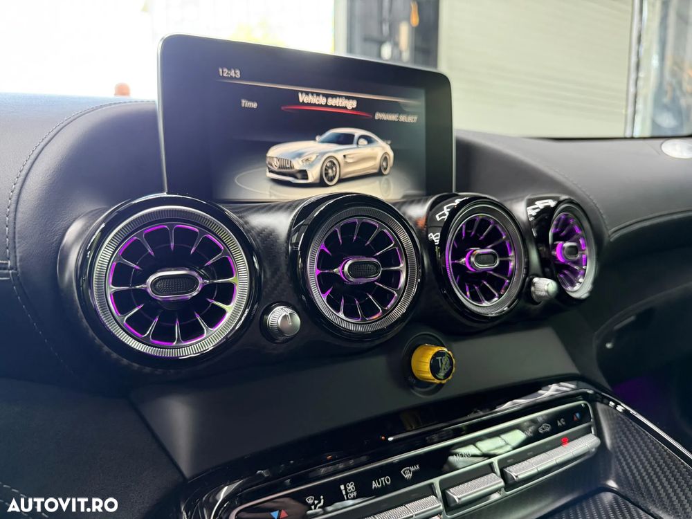 Mercedes-Benz AMG GT R Roadster - 14