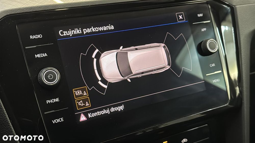 Volkswagen Passat Variant 2.0 TDI EVO Business - 24