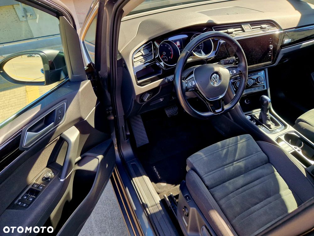 Volkswagen Touran 1.5 TSI EVO Highline DSG - 25