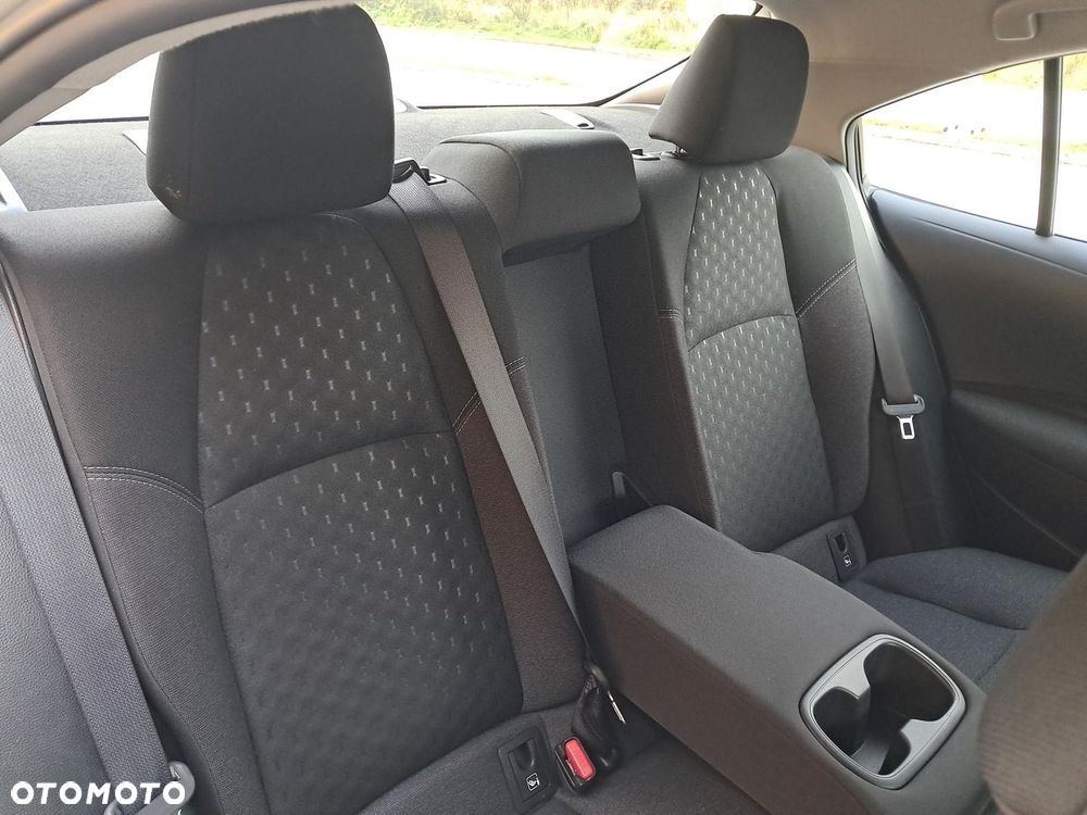 Toyota Corolla 1.8 Hybrid Comfort - 18