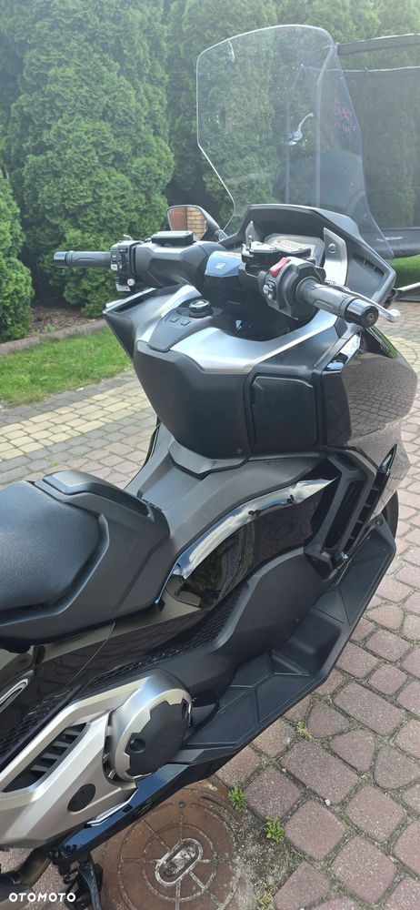 Honda NSS - 4