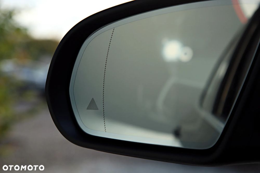 Mercedes-Benz GLA 200 Style - 14