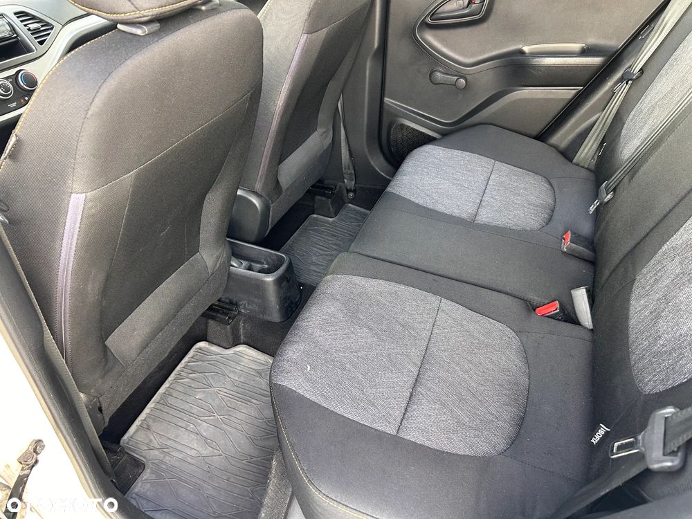 Kia Picanto 1.0 L - 9