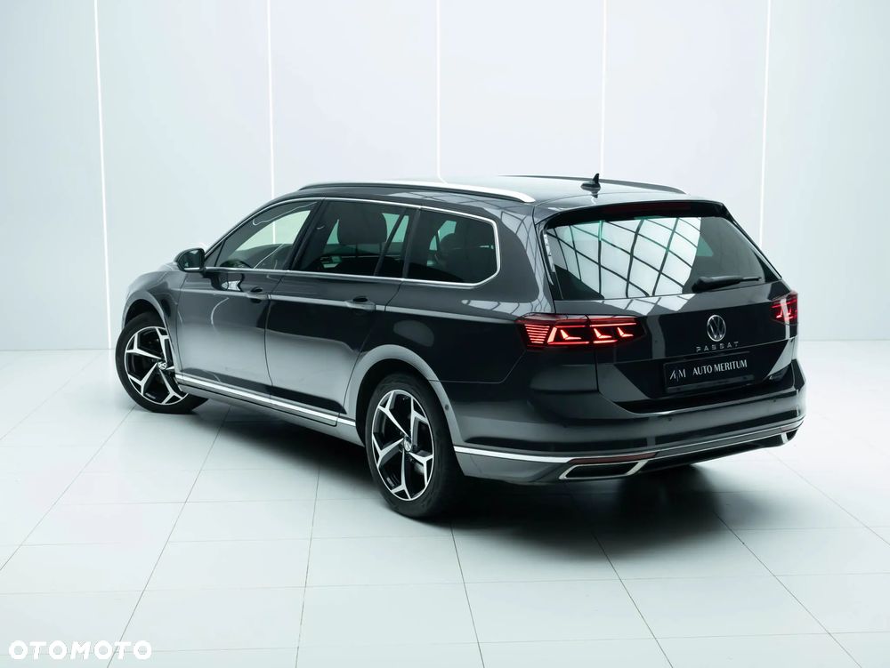 Volkswagen Passat Variant - 10