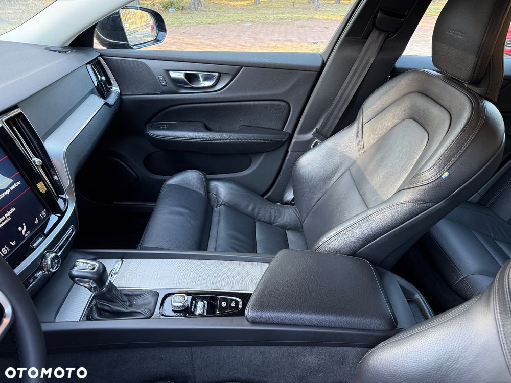 Volvo V60 D4 Inscription - 15