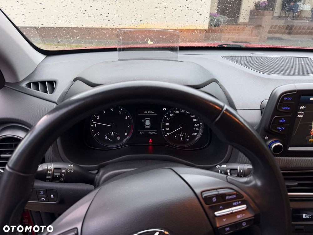 Hyundai Kona - 16