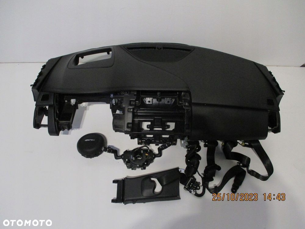 Deska konsola pulpit JAGUAR E PACE HEAD UP - 2