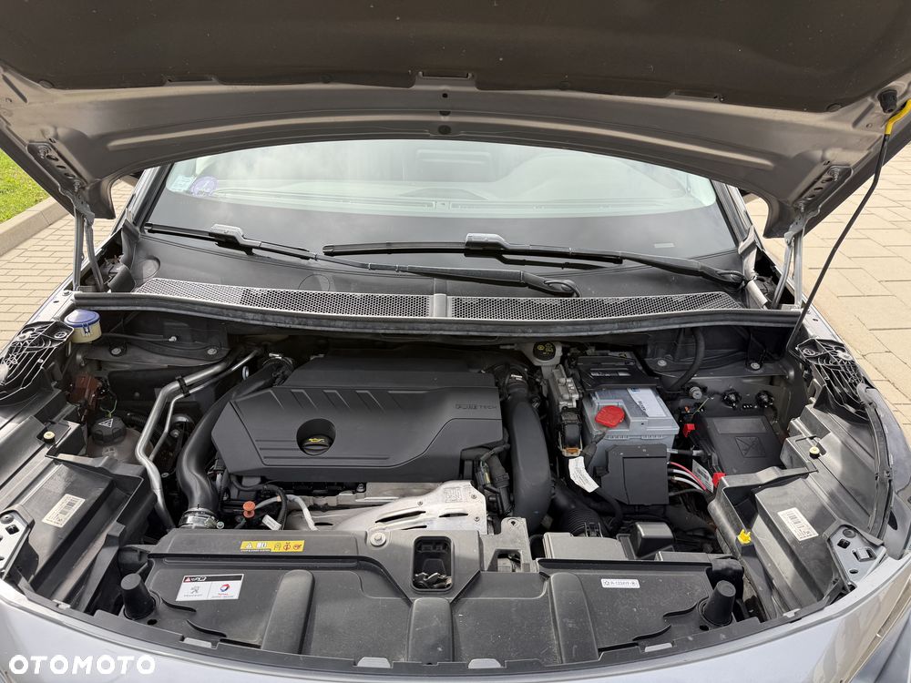 Peugeot 3008 1.6 PureTech GPF Allure S&S EAT8 - 38