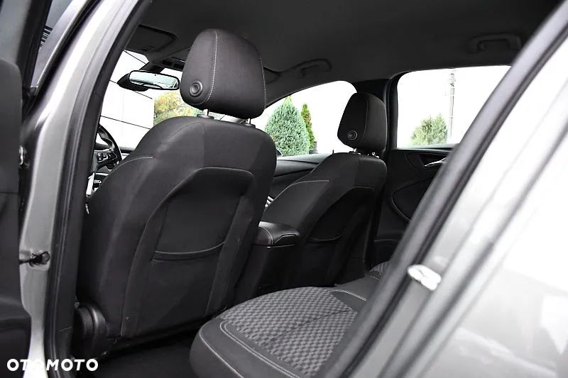 Opel Astra 1.6 D (CDTI) Start/Stop Sports Tourer Innovation - 19
