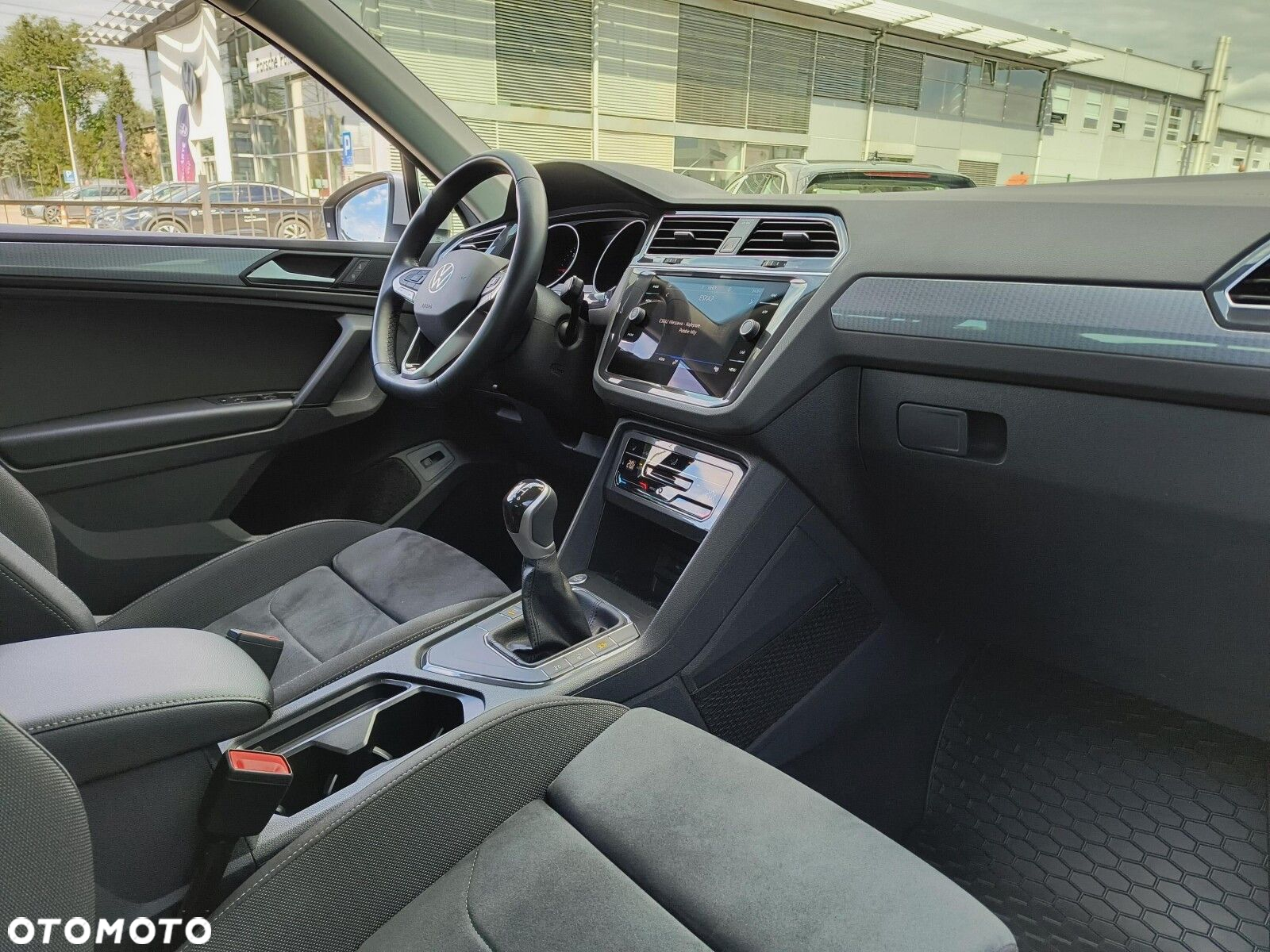 Volkswagen Tiguan 2.0 TDI SCR Life - 9