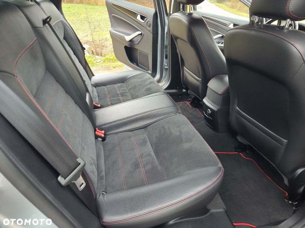 Ford Mondeo 2.0 TDCi Ghia - 18