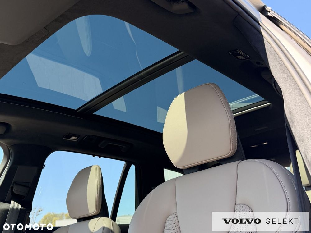 Volvo XC 90 - 26