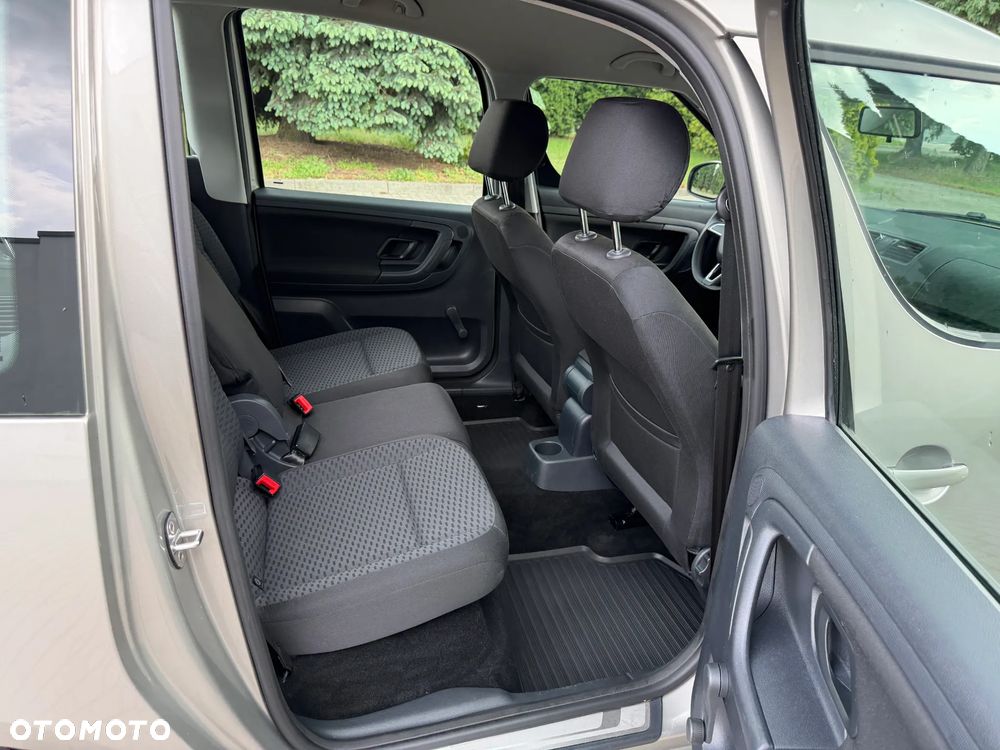 Skoda Roomster 1.4 16V Elegance - 32