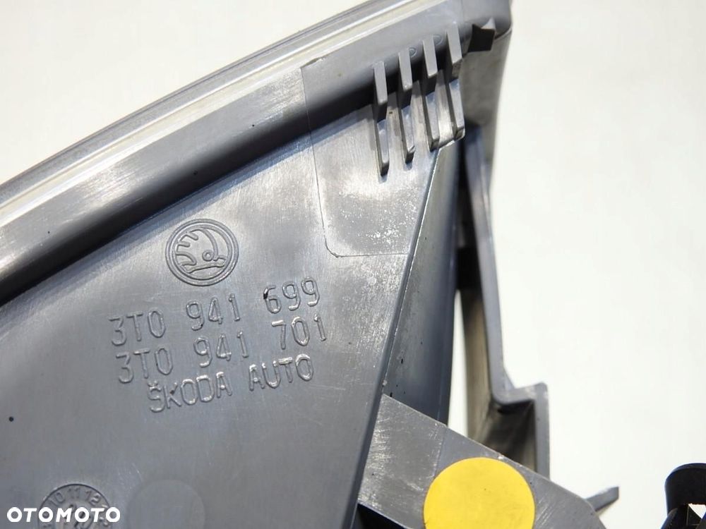 HALOGEN LEWY SKODA SUPERB II 3T0941699 3T0941701 - 5