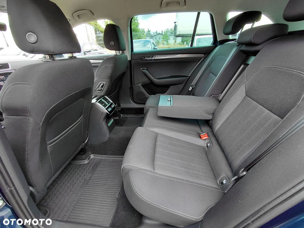 Skoda Superb 2.0 TSI Style DSG - 19
