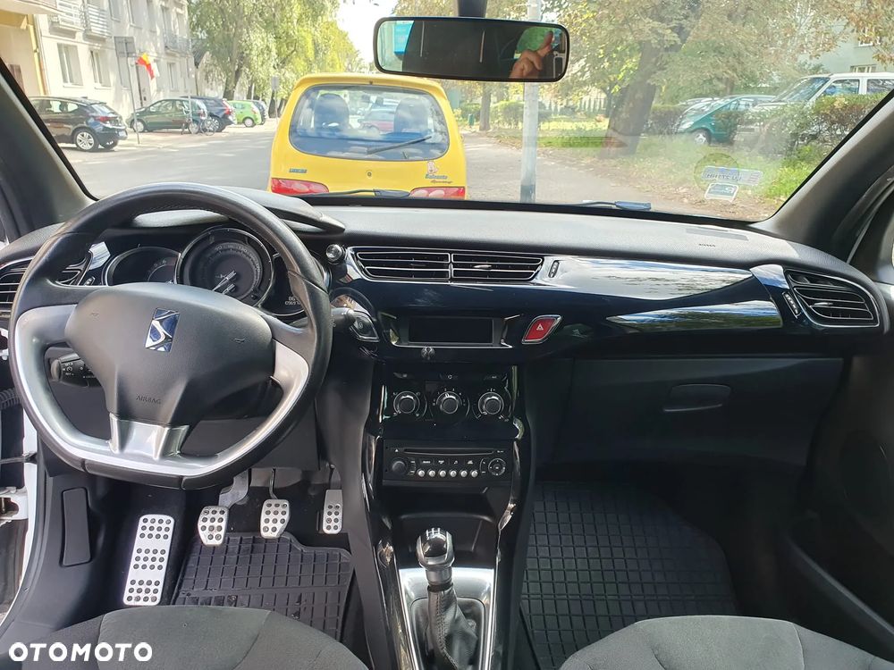 Citroën DS3 PureTech 110 Start & Stop SoChic - 9