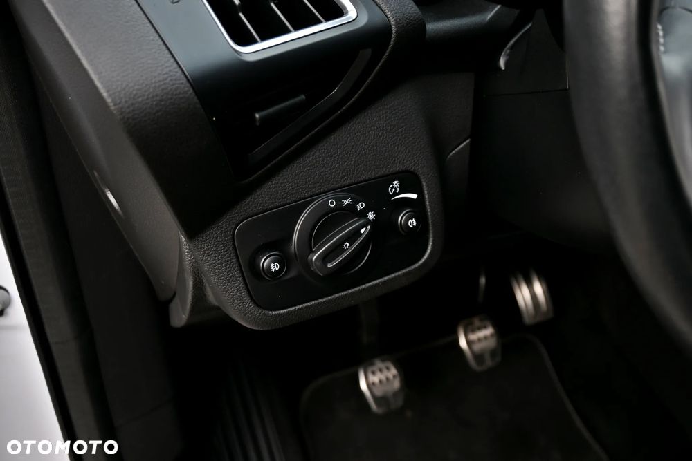 Ford Kuga 1.5 EcoBoost FWD ST-Line ASS - 36