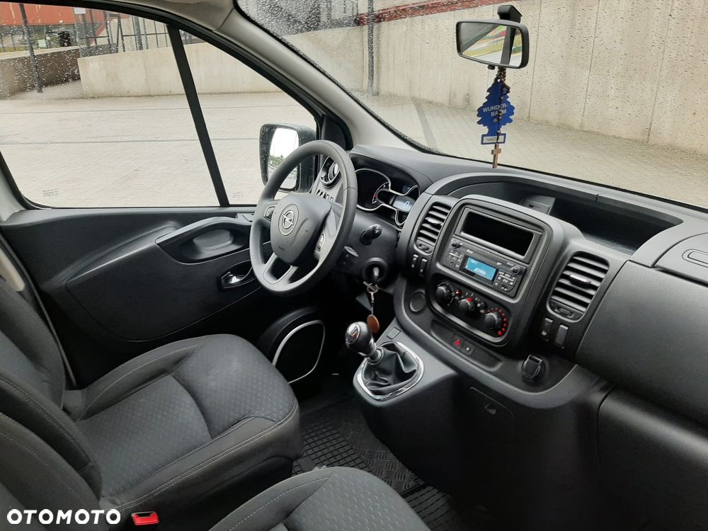 Opel Vivaro - 20