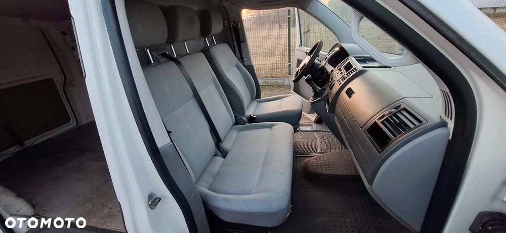 Volkswagen Transporter T5 - 15