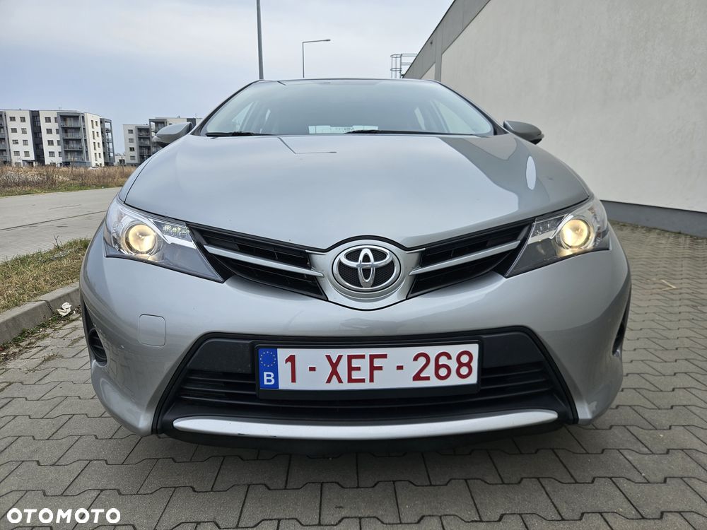 Toyota Auris 1.33 Dual-VVT-i Comfort - 11