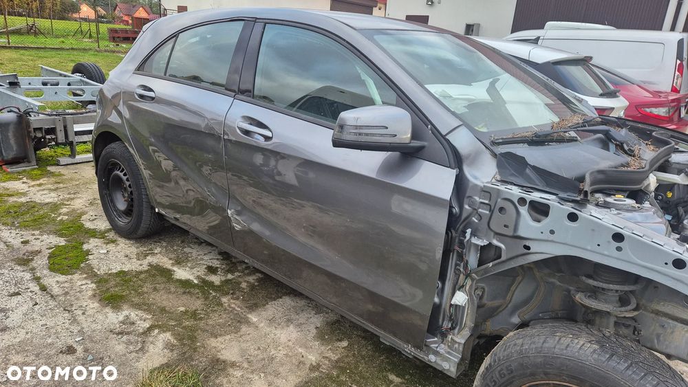 Mercedes-Benz Klasa A 180 - 1