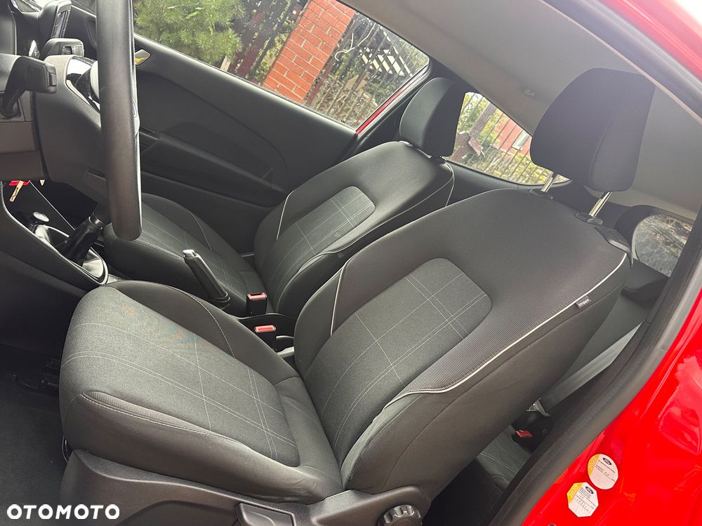 Ford Fiesta 1.1 Trend - 17