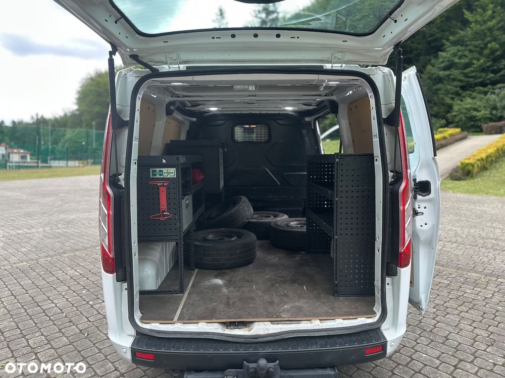 Ford Transit Custom - 19