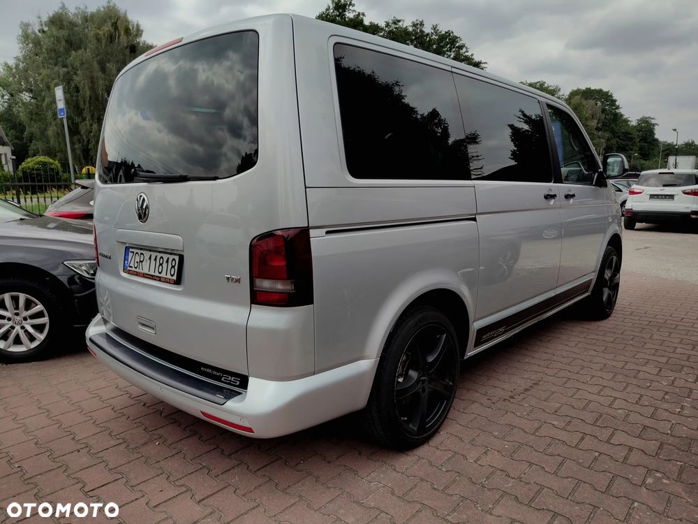 Volkswagen Multivan - 8