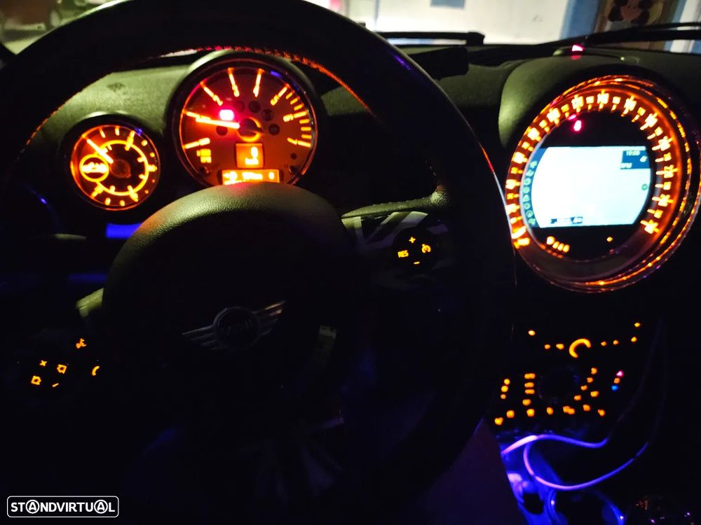 MINI Cabrio Cooper D Highgate - 11