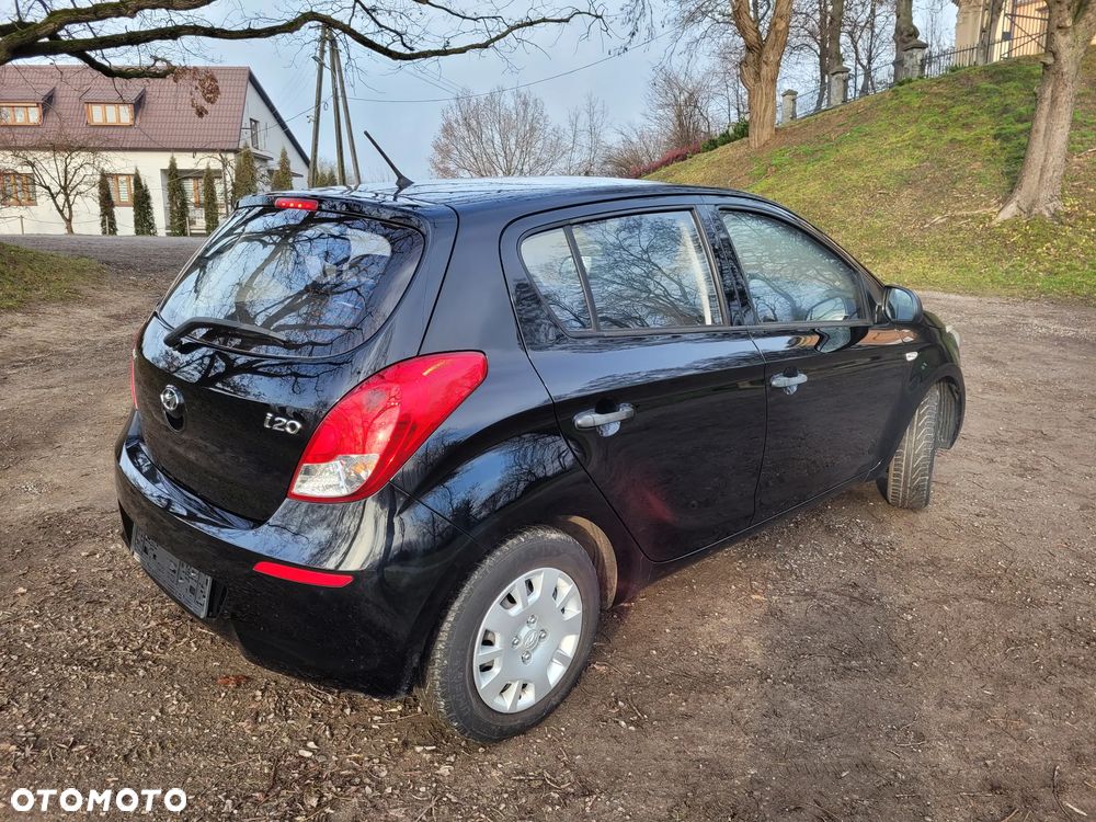 Hyundai i20 1.2 Fifa World Cup Edition - 2