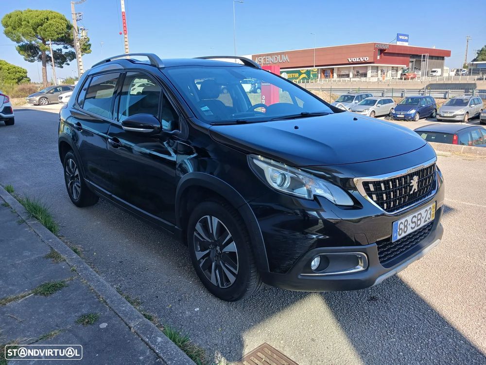 Peugeot 2008 1.2 PureTech Allure - 5