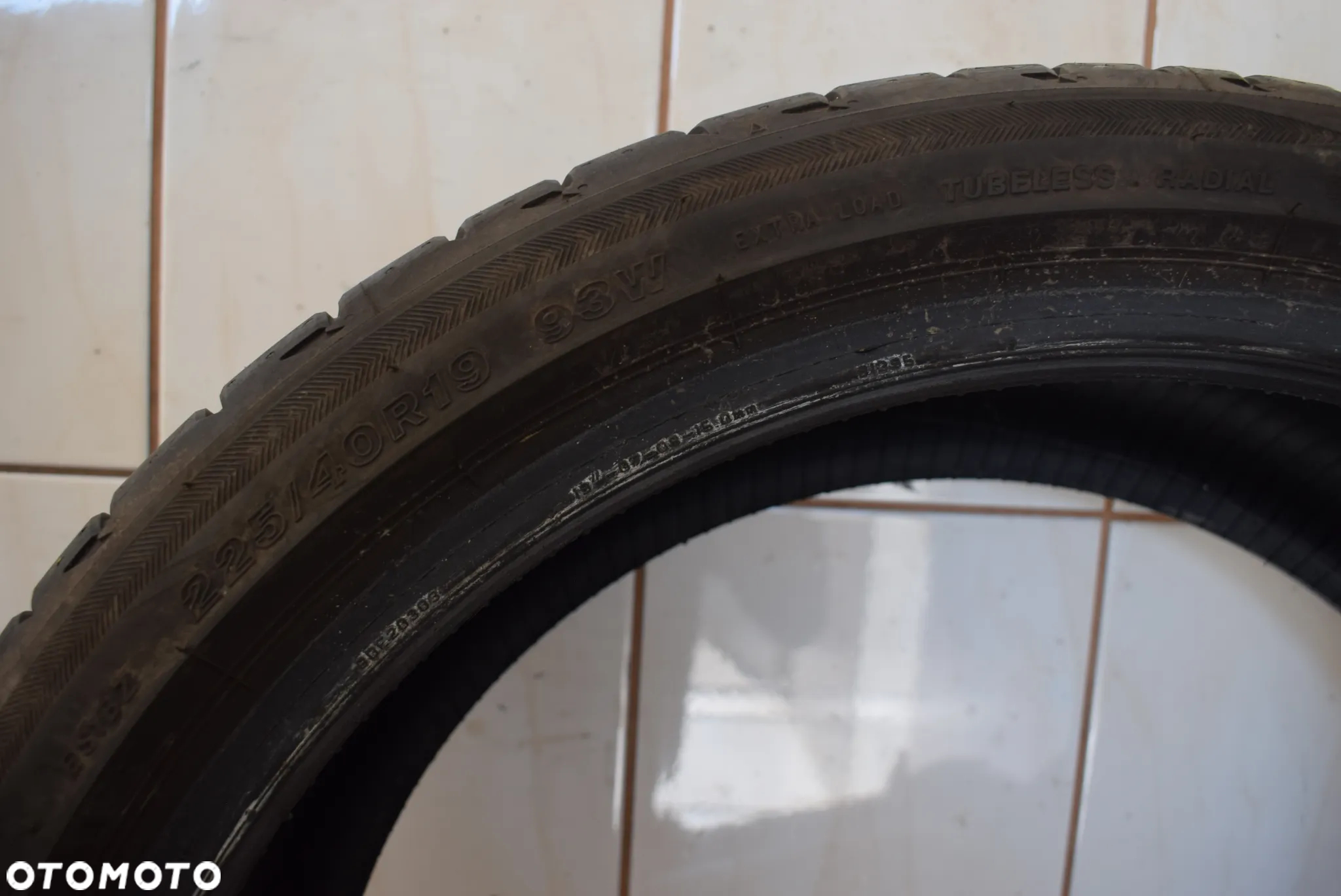 R19 225/40 Bridgestone Potenza S001 Cena za komplet - 9