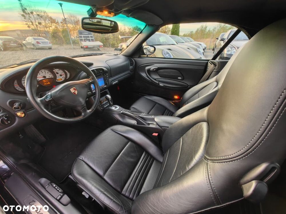 Porsche 911 - 16