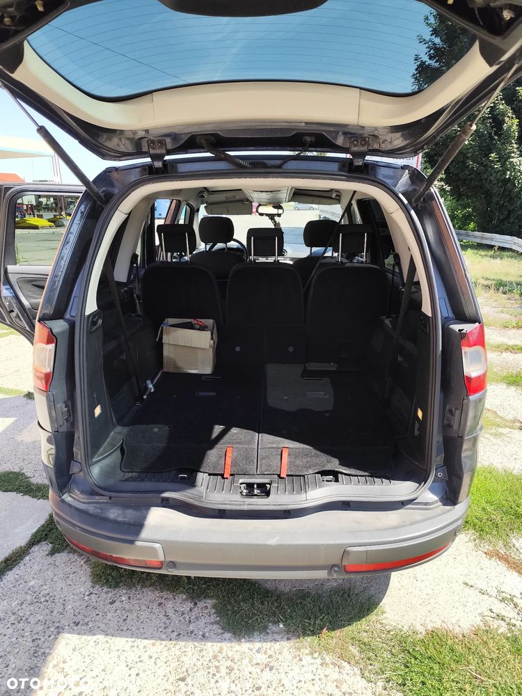 Ford Galaxy 2.0 TDCi Ghia - 9