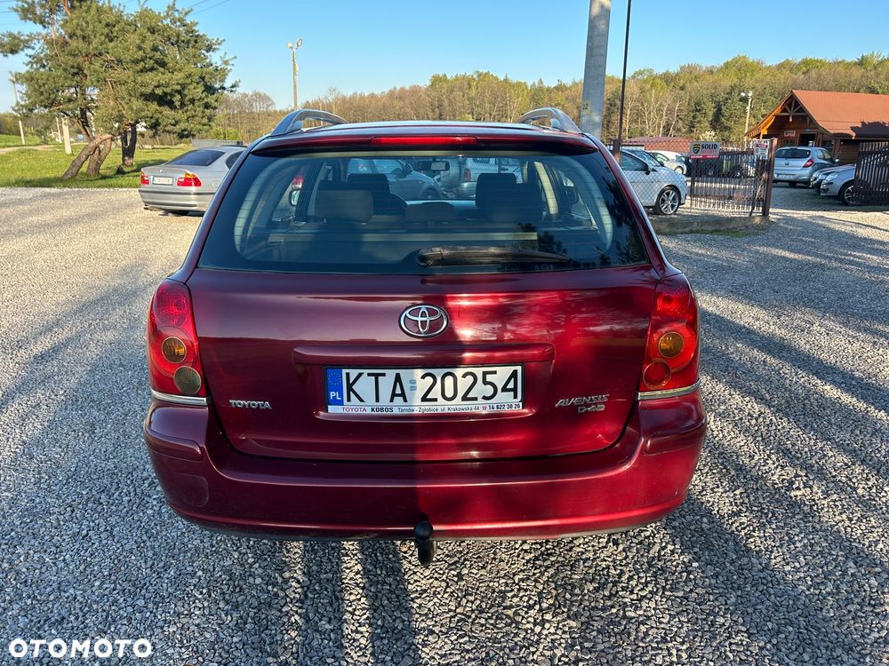 Toyota Avensis 2.0 D-4D Sol - 12