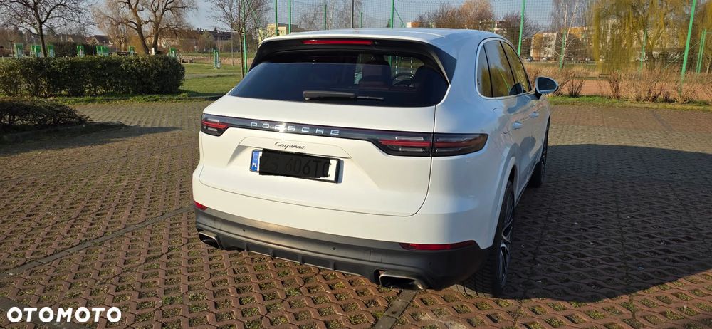 Porsche Cayenne Standard - 11