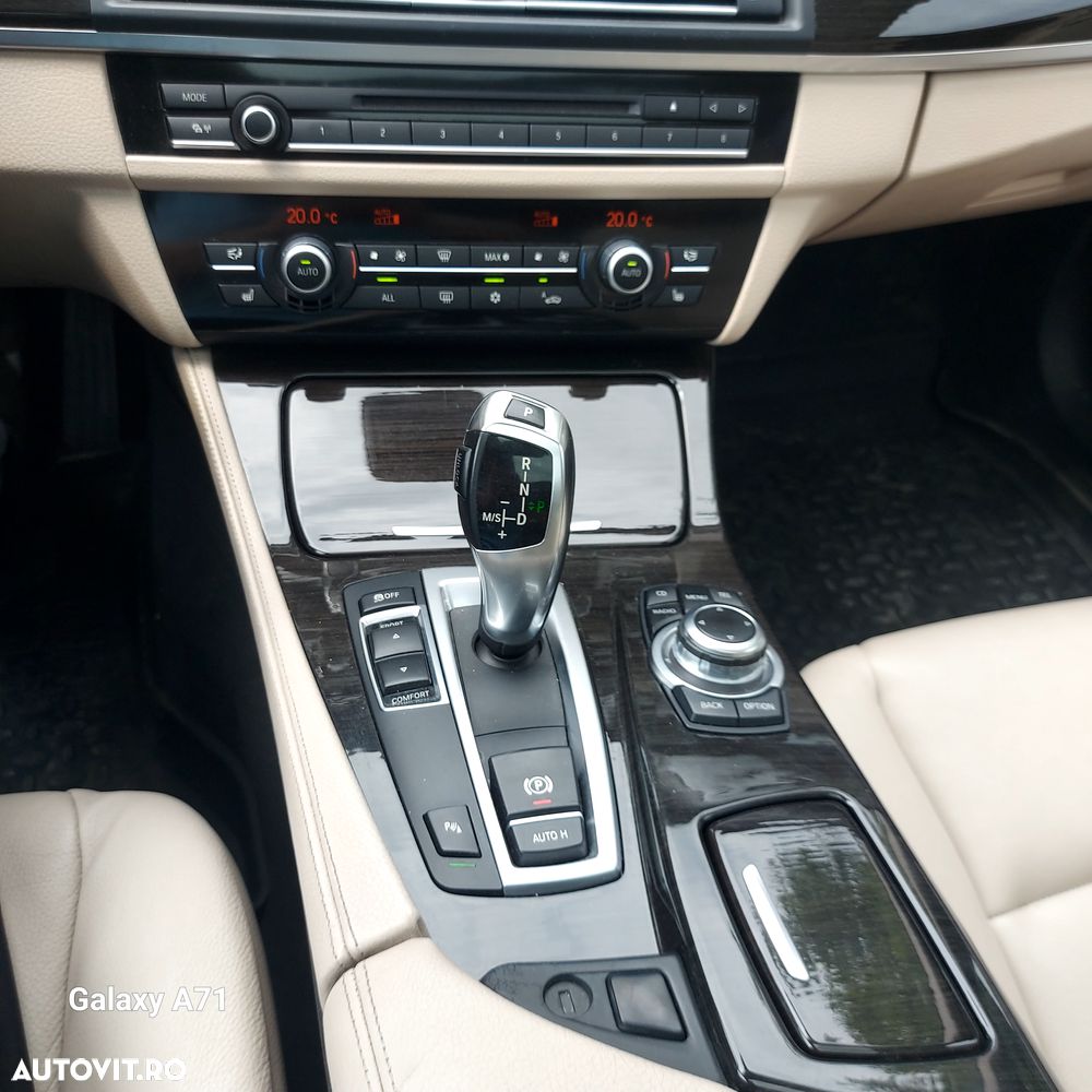 BMW Seria 5 525d Aut. - 12