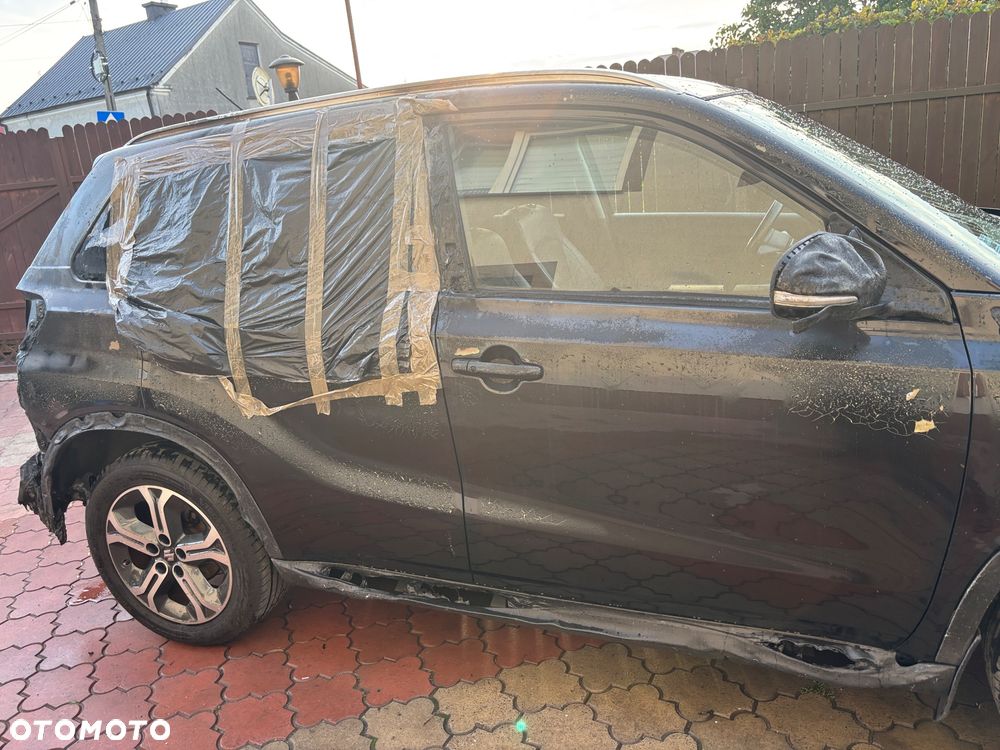 Suzuki Vitara 1.6 (4x2) Comfort+ - 30