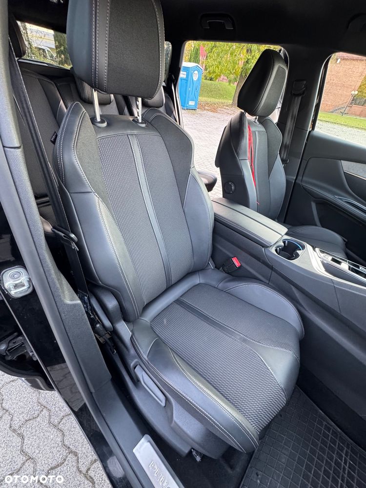 Peugeot 5008 PureTech 130 EAT8 Stop & Start GT - 25