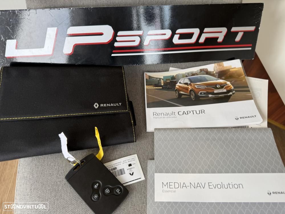 Renault Captur 0.9 TCE Exclusive - 24