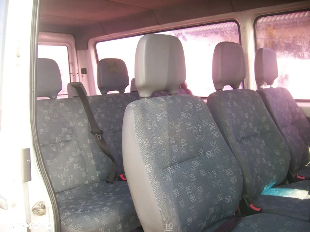 Mercedes-Benz Sprinter - 5