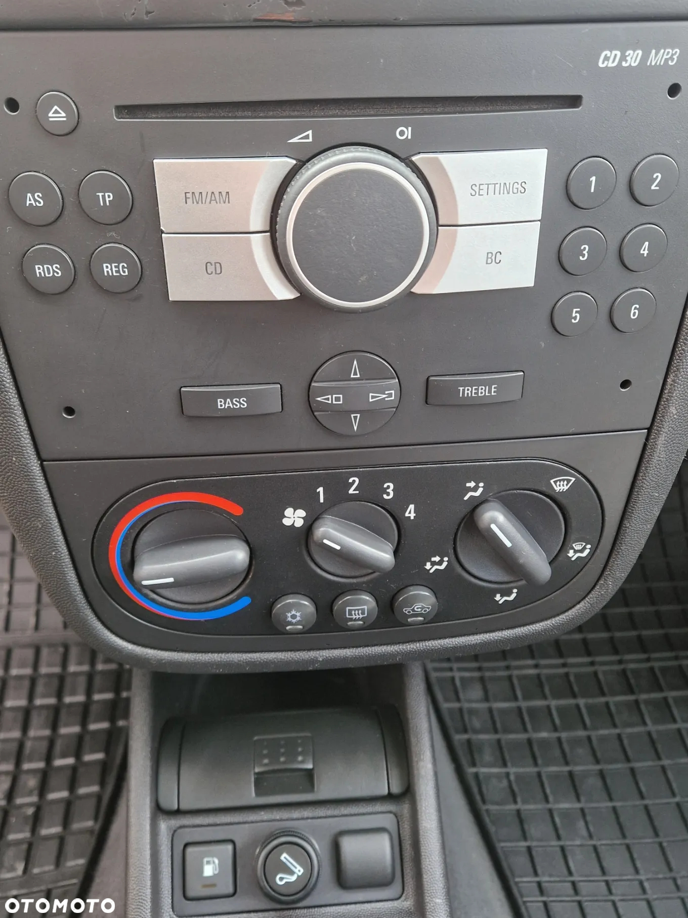 Opel Combo Tour 1.6 CNG Arizona - 19