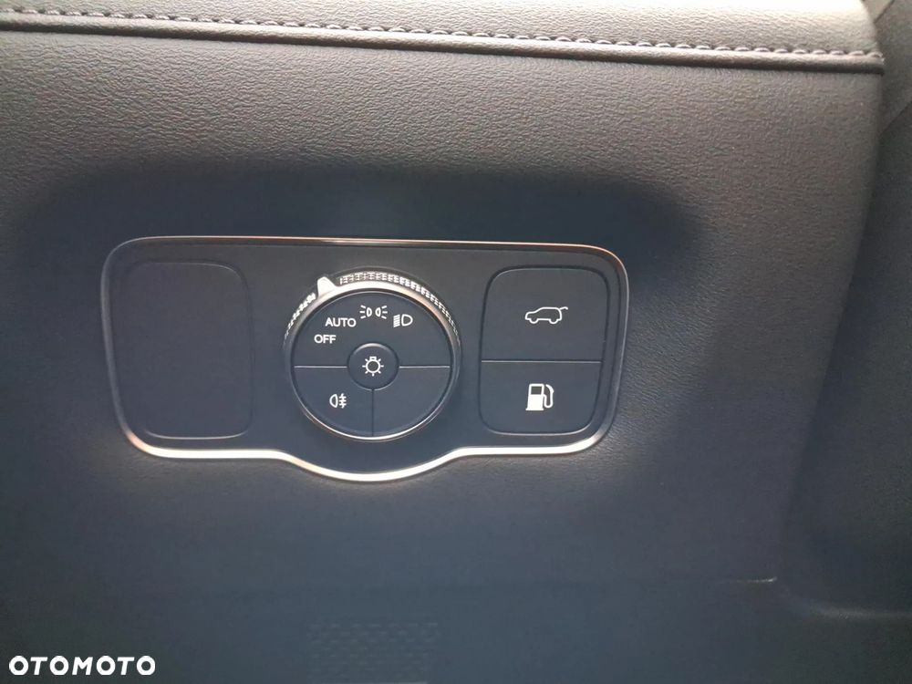 Chery Tiggo 8 1.6 T-GDI Prestige DCT - 27