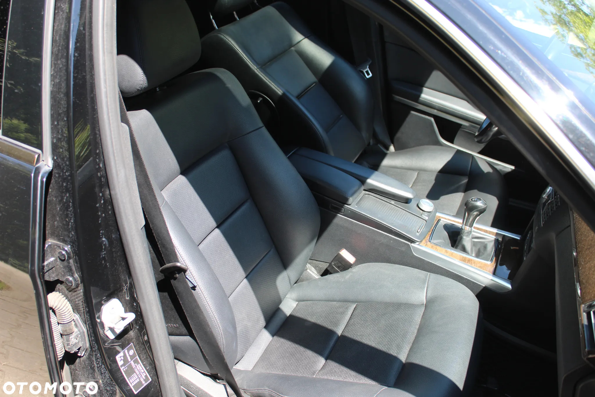 Mercedes-Benz Klasa E 200 CDI BlueEff - 9