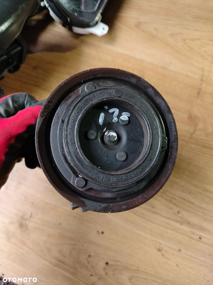 HYUNDAI I30 10r 1.4 G4FA SPRĘŻARKA KLIMATYZACJI F500-AN8AA01 - 4