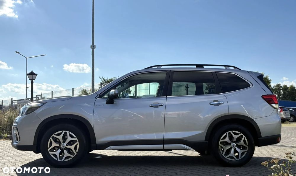 Subaru Forester 2.0 i Exclusive Lineartronic - 4