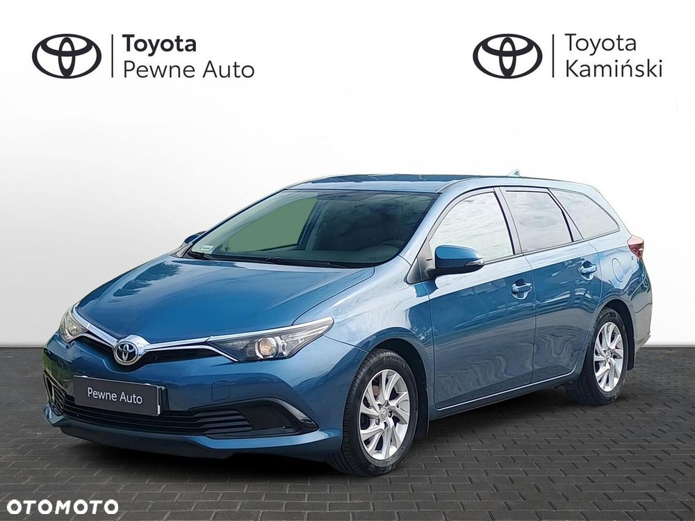 Toyota Auris - 1