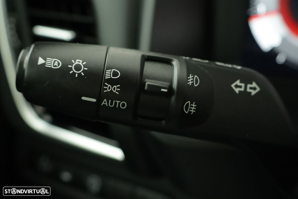 Nissan Qashqai 1.3 DIG-T N-Connecta LED Xtronic - 15